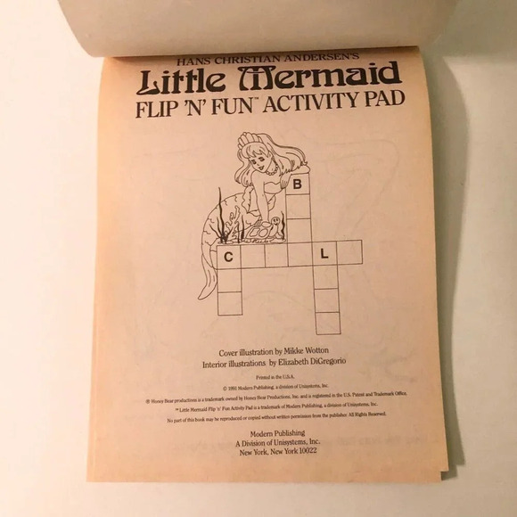 Vtg Hans Andersens Little Mermaid  Flip and Fun Activity Pads 2 Colouring Books - Picture 5 of 16